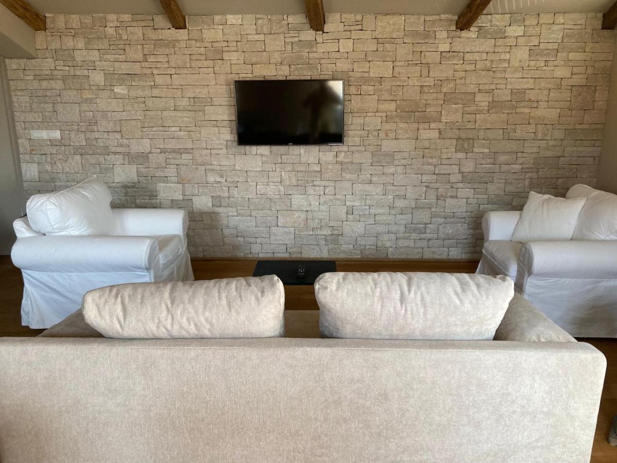 Dachgeschoss-Apartment "Andemi" In Istrien Novigrad  Bagian luar foto